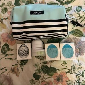 Clinique sonic system